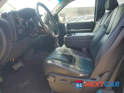 Zdjęcie 7 z 12 samochodu: 2008 CHEVROLET SILVERADO K1500 VIN:1GCEK190X8Z312410 - miniatura