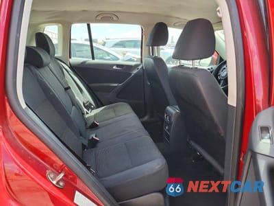 Zdjęcie 11 z 13 samochodu: 2012 VOLKSWAGEN TIGUAN S VIN:WVGAV7AX4CW002163 - miniatura