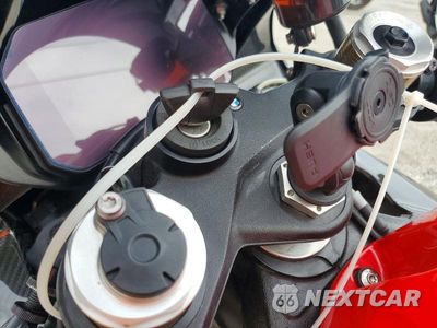Zdjęcie 8 z 9 samochodu: 2023 BMW S 1000 RR VIN:WB10E6302P6H80350 - miniatura