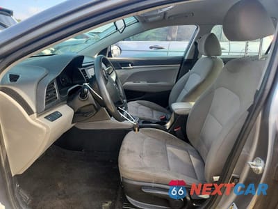 Zdjęcie 7 z 12 samochodu: 2019 HYUNDAI ELANTRA SE VIN:KMHD74LF8KU829619 - miniatura