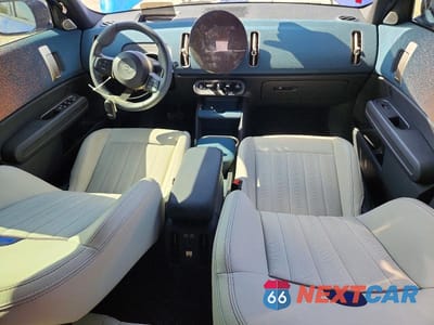 Zdjęcie 8 z 13 samochodu: 2025 MINI COUNTRYMAN S ALL4 VIN:WMZ23GA01S7P94282 - miniatura