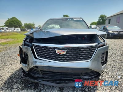 Piąte zdjęcie samochodu w środku: 2024 CADILLAC XT4 LUXURY VIN:1GYFZBR49RF107781 - miniatura