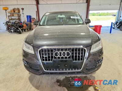Piąte zdjęcie samochodu w środku: 2016 AUDI Q5 PREMIUM PLUS VIN:WA1L2AFP7GA033979 - miniatura