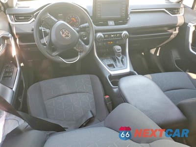 Zdjęcie 8 z 13 samochodu: 2019 TOYOTA RAV4 XLE VIN:2T3P1RFV0KW039558 - miniatura
