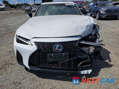 Piąte zdjęcie samochodu w środku: 2023 LEXUS IS 350 F SPORT VIN:JTHGZ1B2XP5066284 - miniatura