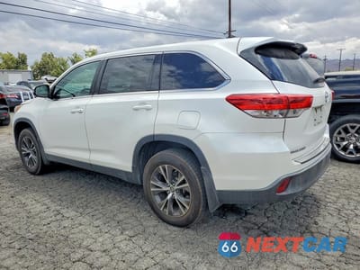 Drugie zdjęcie samochodu z przodu: 2019 TOYOTA HIGHLANDER LE VIN:5TDBZRFH7KS945222 - miniatura