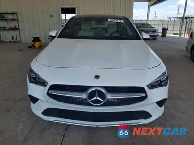 Piąte zdjęcie samochodu w środku: 2023 MERCEDES-BENZ CLA 250 VIN:W1K5J4GB8PN356295 - miniatura