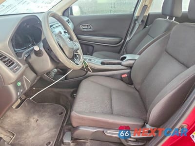 Zdjęcie 7 z 12 samochodu: 2017 HONDA HR-V LX VIN:3CZRU5H37HG710182 - miniatura