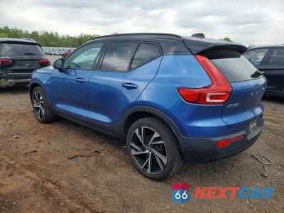 Drugie zdjęcie samochodu z przodu: 2021 VOLVO XC40 T5 R-DESIGN VIN:YV4162UM7M2465605 - miniatura