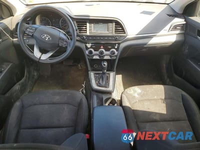 Zdjęcie 8 z 12 samochodu: 2019 HYUNDAI ELANTRA SE VIN:5NPD74LF1KH450248 - miniatura