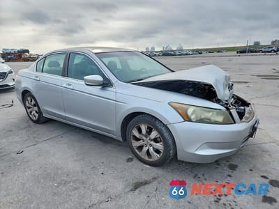Czwarte zdjęcie samochodu z boku: 2010 HONDA ACCORD EXL VIN:1HGCP2F8XAA125621 - miniatura