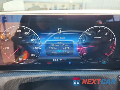 Zdjęcie 9 z 12 samochodu: 2025 MERCEDES-BENZ CLA 250 VIN:W1K5J4GB8SN508682 - miniatura