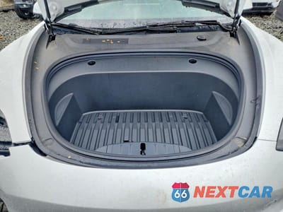 Zdjęcie 11 z 12 samochodu: 2023 TESLA MODEL 3 VIN:5YJ3E1EA9PF574596 - miniatura