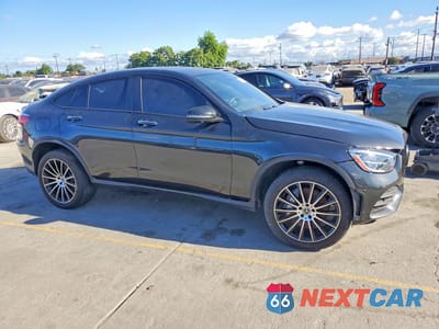 Czwarte zdjęcie samochodu z boku: 2023 MERCEDES-BENZ GLC COUPE 300 4MATIC VIN:W1N0J8EB7PG123469 - miniatura