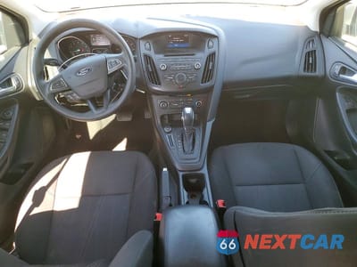 Zdjęcie 8 z 12 samochodu: 2016 FORD FOCUS SE VIN:1FADP3F26GL399440 - miniatura