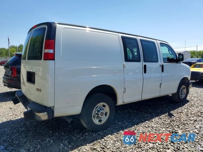 Trzecie zdjęcie samochodu z tyłu: 2018 GMC SAVANA 2500 DELIVERY VAN VIN:1GTW7AFG8J1911947 - miniatura
