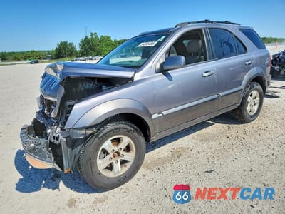 2006 KIA SORENTO LX KNDJC733165607787 - główne zdjęcie licytacji z USA - miniatura