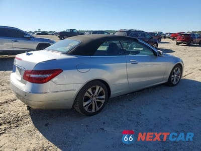 Trzecie zdjęcie samochodu z tyłu: 2011 MERCEDES-BENZ E 350 VIN:WDDKK5GF4BF059794 - miniatura