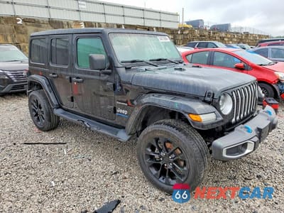Czwarte zdjęcie samochodu z boku: 2023 JEEP WRANGLER SAHARA 4XE VIN:1C4JJXP60PW514507 - miniatura