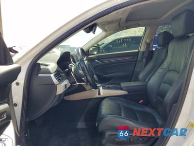 Zdjęcie 7 z 12 samochodu: 2020 HONDA ACCORD TOURING VIN:1HGCV2F97LA007625 - miniatura