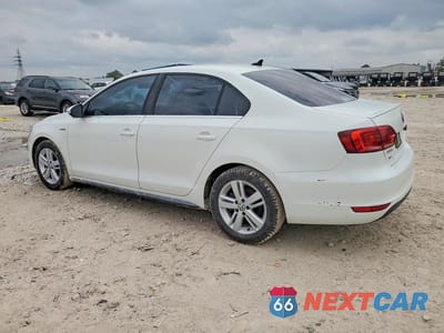 Drugie zdjęcie samochodu z przodu: 2013 VOLKSWAGEN JETTA HYBRID VIN:3VW637AJ2DM229443 - miniatura