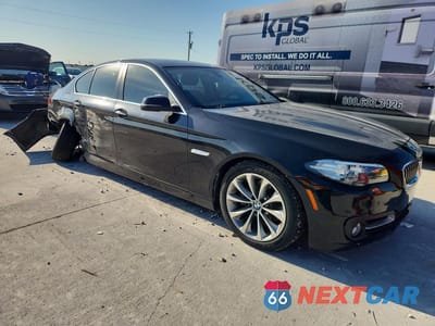 Czwarte zdjęcie samochodu z boku: 2016 BMW 528 I VIN:WBA5A5C5XGD526191 - miniatura