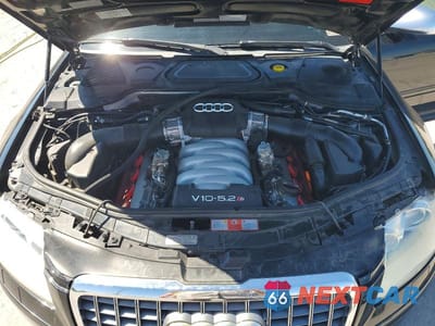 Zdjęcie 11 z 12 samochodu: 2007 AUDI S8 QUATTRO VIN:WAUPN44E47N014118 - miniatura