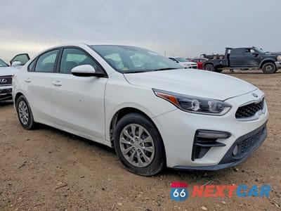 Czwarte zdjęcie samochodu z boku: 2021 KIA FORTE FE VIN:3KPF24AD8ME265811 - miniatura