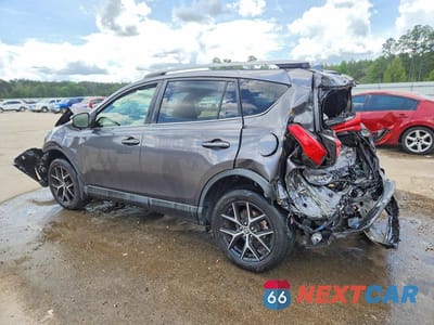 Drugie zdjęcie samochodu z przodu: 2018 TOYOTA RAV4 SE VIN:JTMJFREV6JJ208018 - miniatura