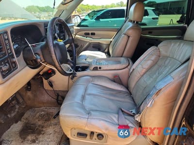 Zdjęcie 7 z 14 samochodu: 2000 CHEVROLET TAHOE K1500 VIN:1GNEK13T7YJ168453 - miniatura