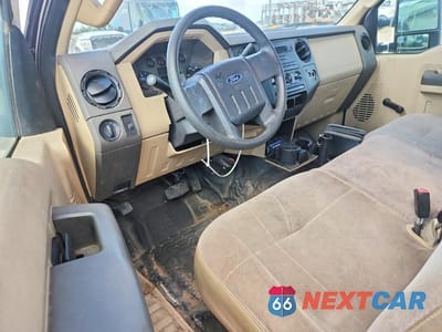 Zdjęcie 8 z 12 samochodu: 2008 FORD F350 SRW SUPER DUTY VIN:1FDSF30538EC32705 - miniatura