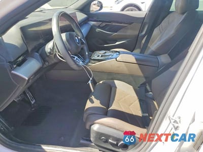 Zdjęcie 7 z 12 samochodu: 2025 BMW 530 I VIN:WBA43FJ04SCU23298 - miniatura
