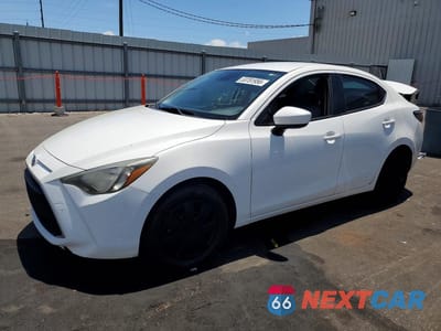 2019 TOYOTA YARIS L 3MYDLBYV2KY505441 - główne zdjęcie licytacji z USA - miniatura