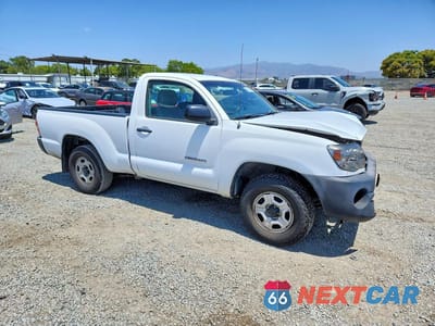 Czwarte zdjęcie samochodu z boku: 2005 TOYOTA TACOMA BASE VIN:5TENX22N75Z105776 - miniatura