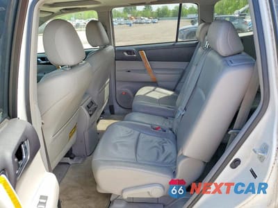 Zdjęcie 11 z 13 samochodu: 2010 TOYOTA HIGHLANDER HYBRID LIMITED VIN:JTEJW3EH6A2040054 - miniatura