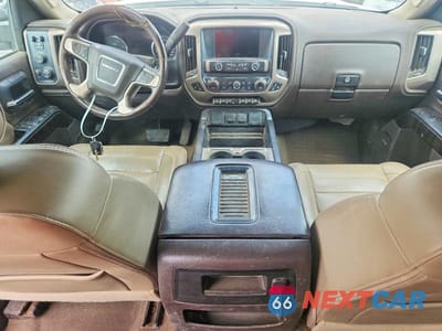 Zdjęcie 8 z 12 samochodu: 2016 GMC SIERRA K2500 DENALI VIN:1GT12UE89GF223469 - miniatura