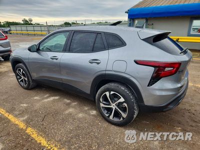 Drugie zdjęcie samochodu z przodu: 2024 CHEVROLET TRAX 1RS VIN:KL77LGE21RC218949 - miniatura