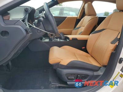 Zdjęcie 7 z 12 samochodu: 2025 LEXUS ES 300H LUXURY VIN:58AEA1C10SU058123 - miniatura