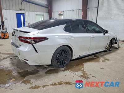 Trzecie zdjęcie samochodu z tyłu: 2024 TOYOTA CAMRY XSE V6 VIN:4T1KZ1AK9RU096913 - miniatura