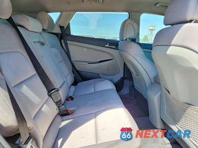 Zdjęcie 11 z 13 samochodu: 2018 HYUNDAI TUCSON SEL VIN:KM8J3CA47JU677356 - miniatura