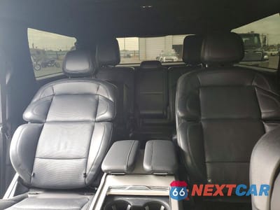 Zdjęcie 10 z 13 samochodu: 2025 LINCOLN NAVIGATOR L RESERVE VIN:5LMJJ3LG5SEL13099 - miniatura