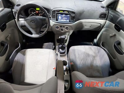Zdjęcie 8 z 12 samochodu: 2008 HYUNDAI ACCENT GLS VIN:KMHCN46C88U248763 - miniatura