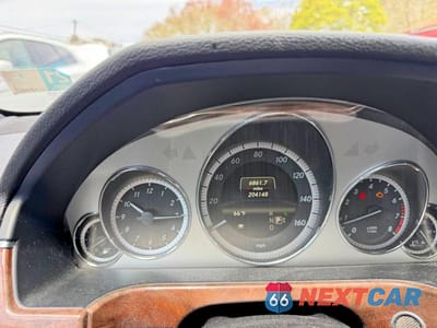 Zdjęcie 8 z 10 samochodu: 2013 MERCEDES-BENZ E 350 4MATIC VIN:WDDHF8JB3DA713660 - miniatura