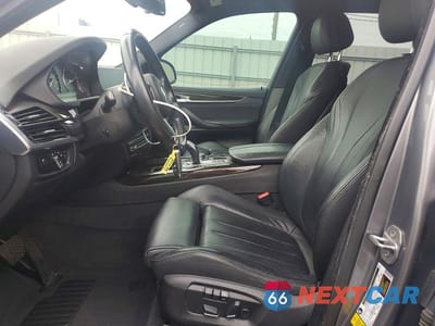 Zdjęcie 7 z 13 samochodu: 2016 BMW X5 SDRIVE35I VIN:5UXKR2C53G0R72217 - miniatura