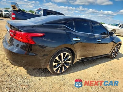 Trzecie zdjęcie samochodu z tyłu: 2017 NISSAN MAXIMA 3.5 S VIN:1N4AA6AP6HC440630 - miniatura