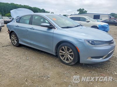 Czwarte zdjęcie samochodu z boku: 2015 CHRYSLER 200 LIMITED VIN:1C3CCCAB3FN720558 - miniatura