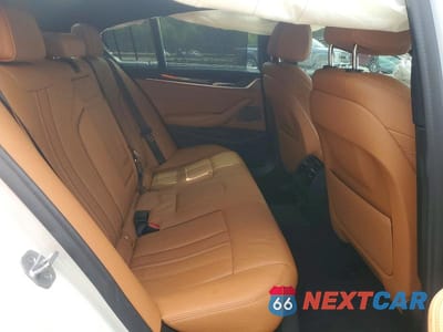 Zdjęcie 10 z 13 samochodu: 2021 BMW 530 I VIN:WBA53BH08MWX04671 - miniatura