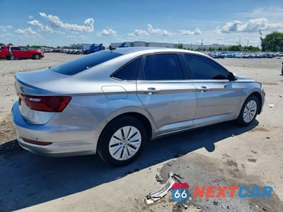 Trzecie zdjęcie samochodu z tyłu: 2020 VOLKSWAGEN JETTA S VIN:3VWCB7BU7LM022124 - miniatura