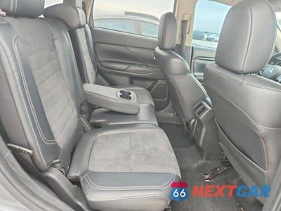 Zdjęcie 11 z 13 samochodu: 2019 MITSUBISHI OUTLANDER SE VIN:JA4AD3A39KZ044073 - miniatura