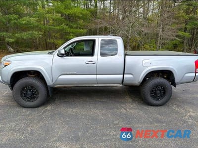 Zdjęcie 9 z 10 samochodu: 2016 TOYOTA TACOMA SR5 VIN:5TFSX5EN9GX041430 - miniatura